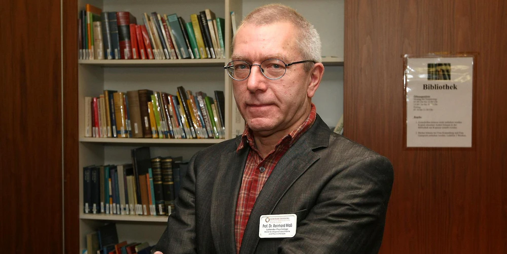 Prof. Dr. Reinhard Maß